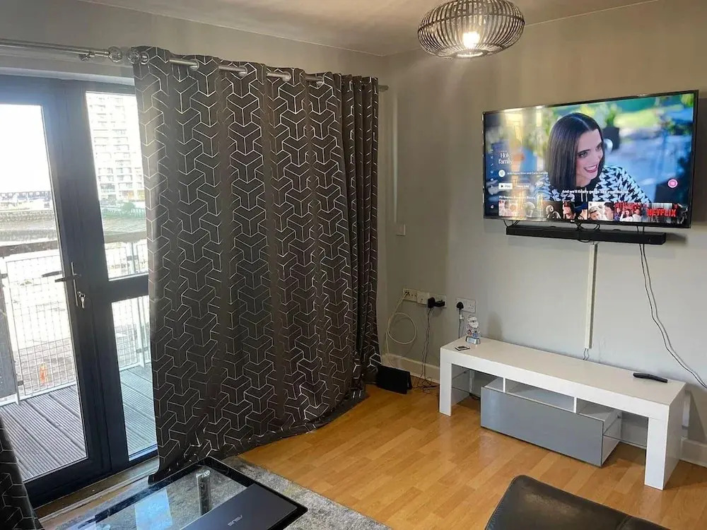 Remo Apartment Near Canary Wharf & 02