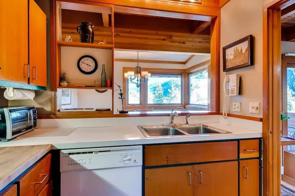 Tennis Townhome 1307