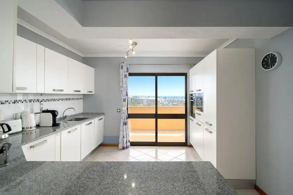 LovelyStay - Bela Vista 3BDR Duplex Penthouse with Pool