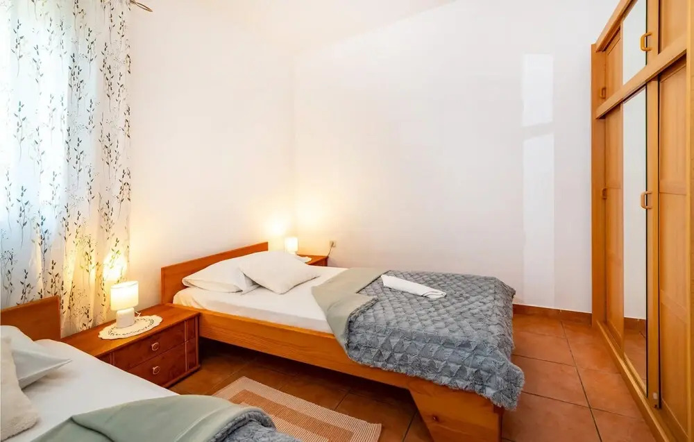 Stunning Apartment in Drage With 2 Bedrooms and Wifi
