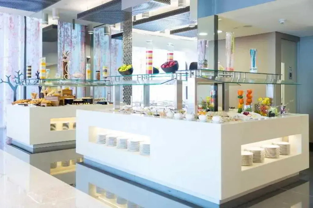 Adagio Abu Dhabi Al Bustan