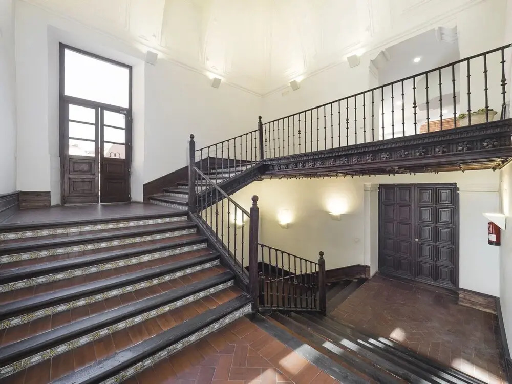 Claustro las Francesas Luxury Apartment in the Heart of Valladolid