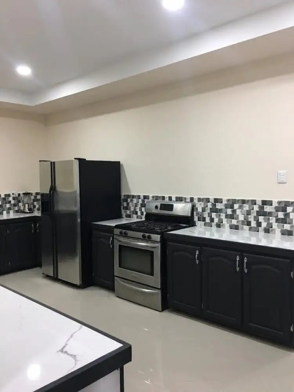 Island Vibes Suites