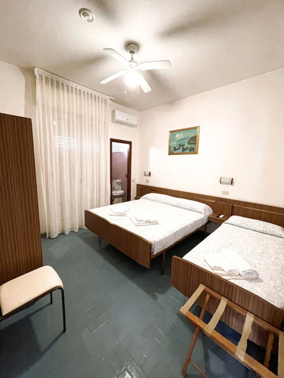 Hotel Sara - 3 Guests Room - n 1