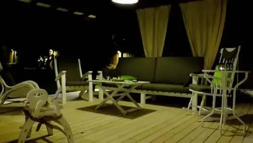 Christaras Apartments
