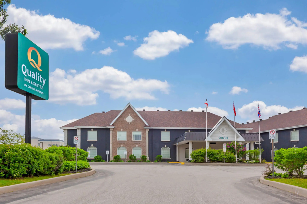 Quality Inn & Suites Oakville-Mississauga