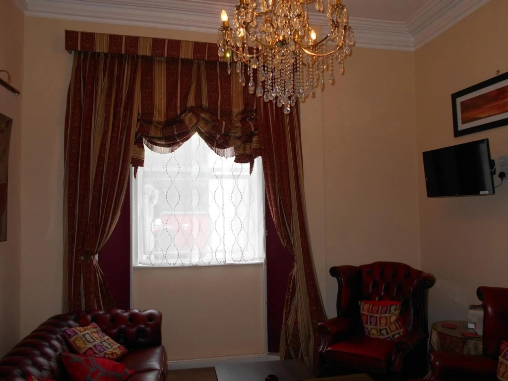 Cranborne Guest Accommodation Exclusively for Adults