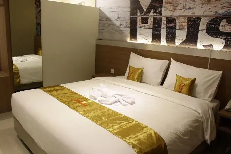 Triizz Hotel Semarang
