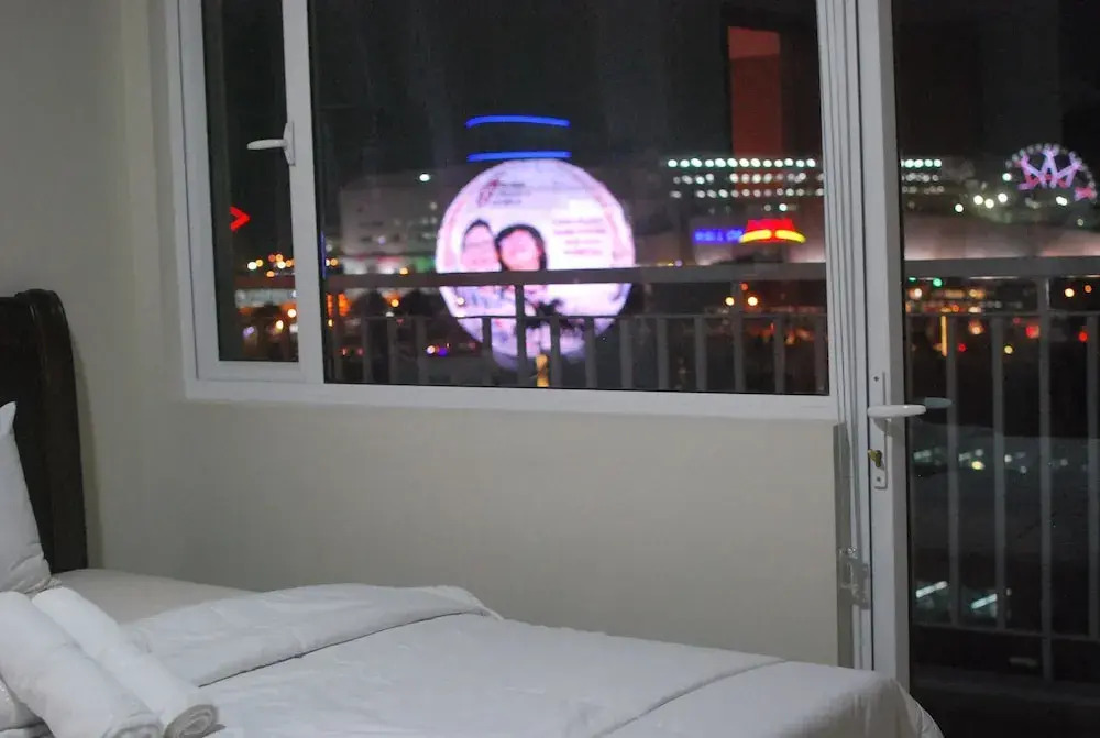 Premiere Haven at Shell Residences