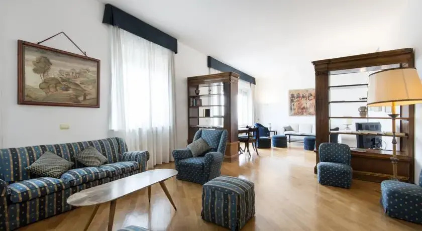 Repubblica Luxury at 15th Floor