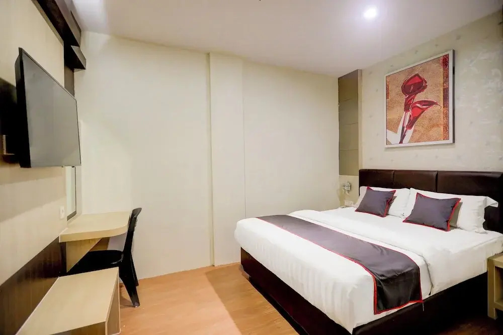 Townhouse Oak Batam near Grand Batam Mall formerly Lucky Star Hotel