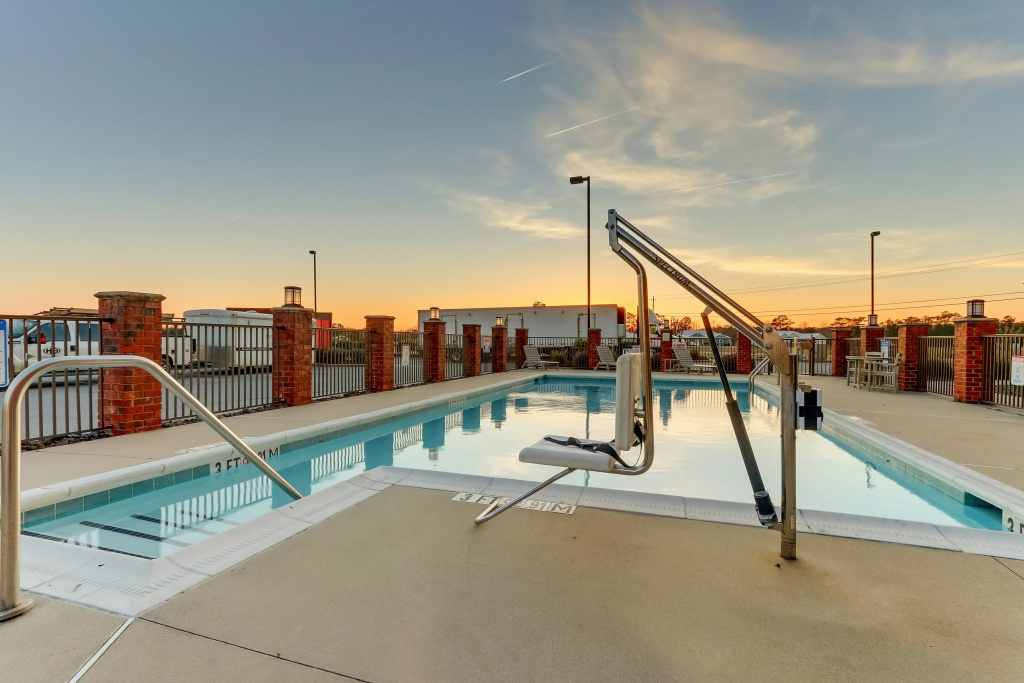 Hampton Inn and Suites Swansboro Near Camp Lejeune