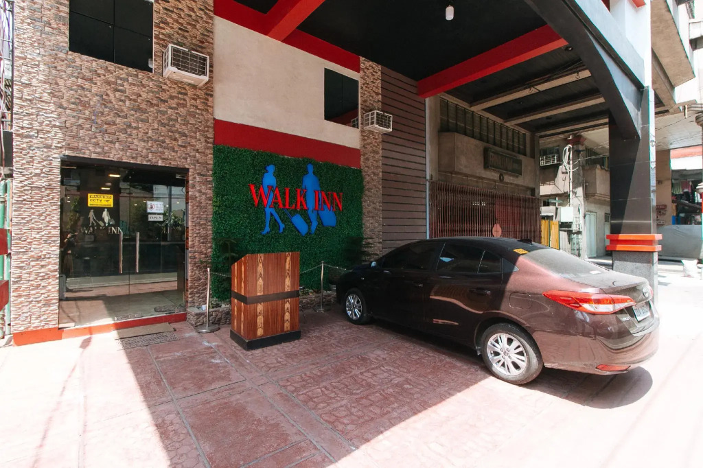 Walk Inn Hotel by Reddoorz