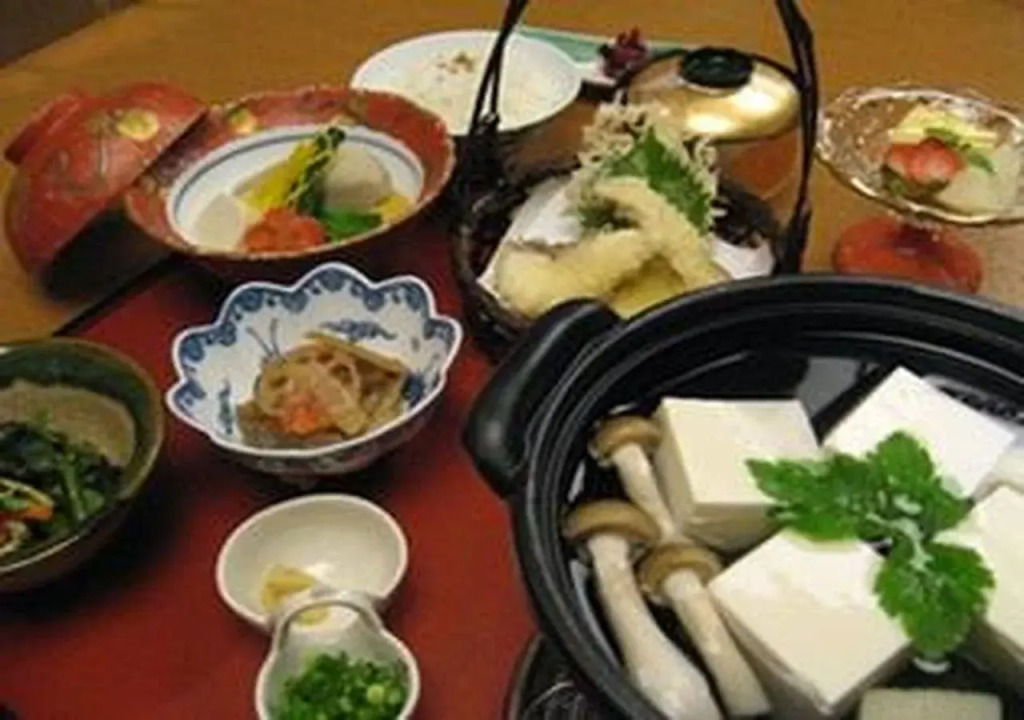 Gosho Nishi Kyoto Heian Hotel