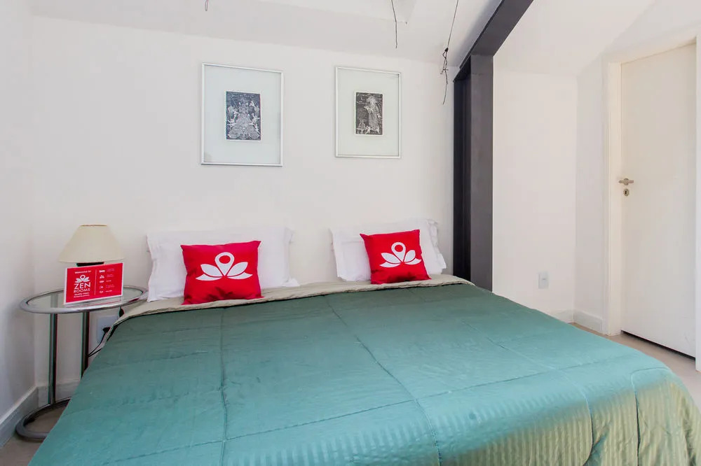 ZEN Rooms Mena Barreto