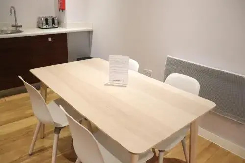 Quayside Serviced Apartments