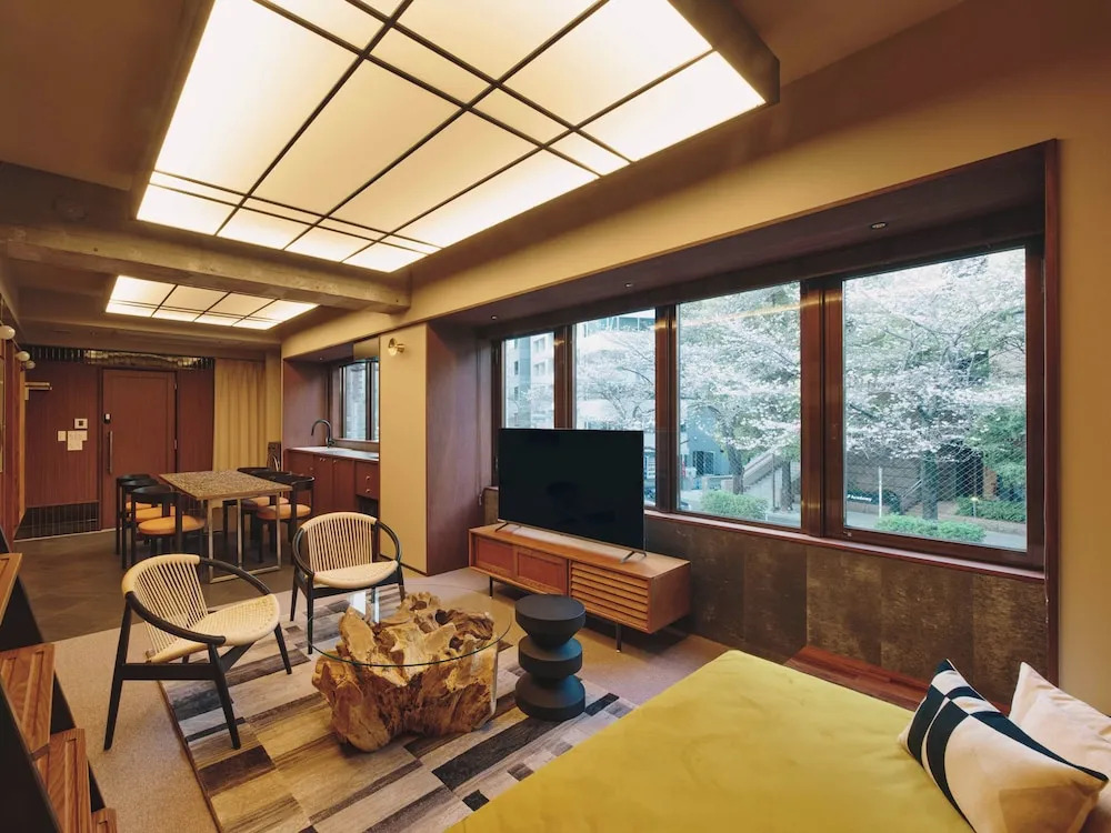illi Toas Tokyo-Toranomon