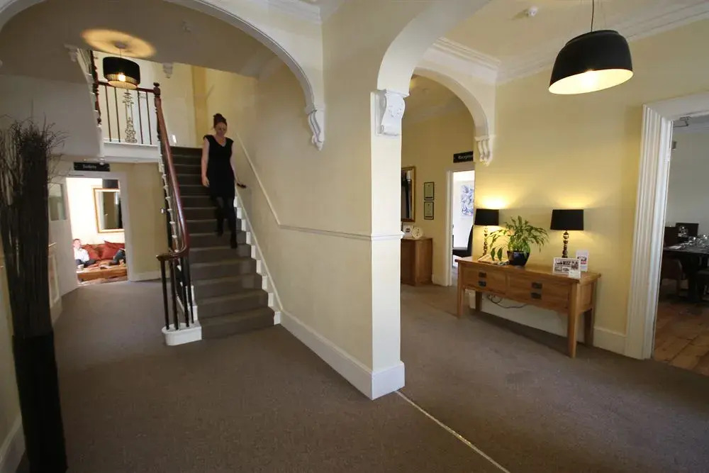 Andover House Hotel & Restaurant