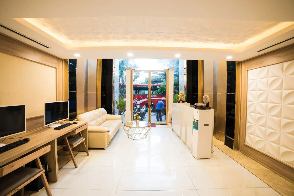 Ruby Hotel