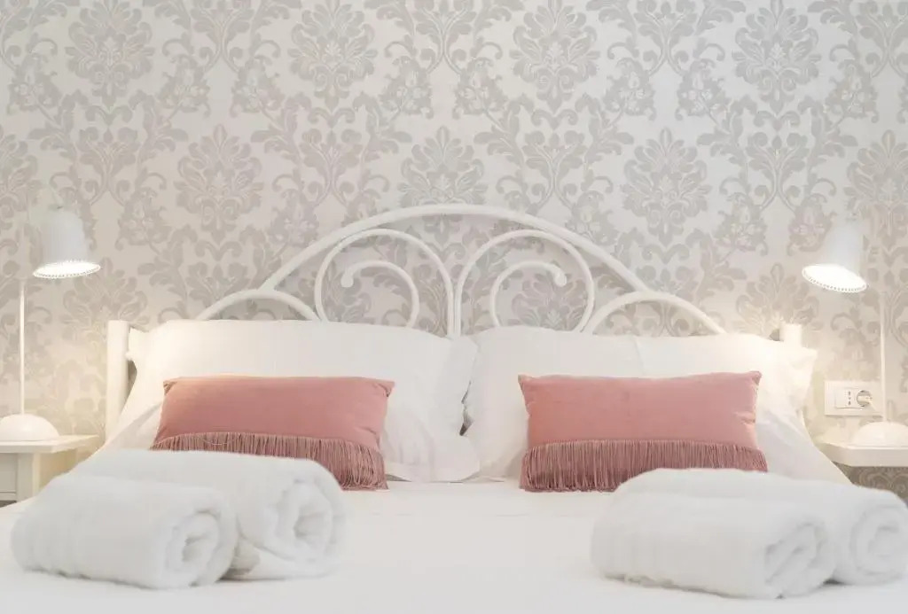 Mary Ann Apartment 2