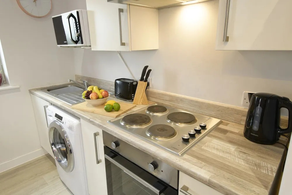 1 bed Apartment Close to Football Grounds