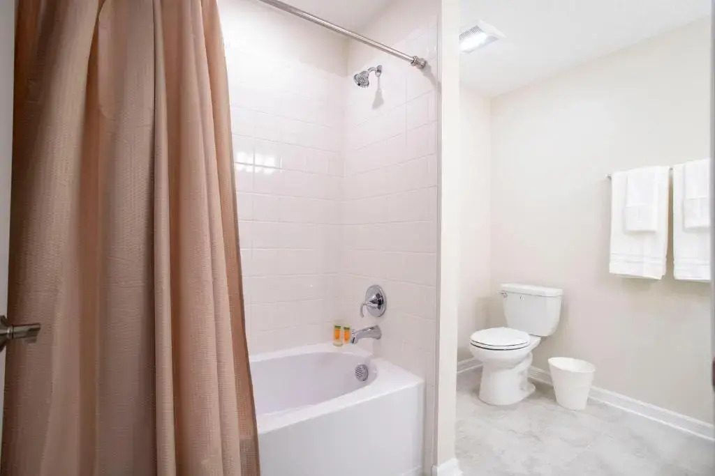 Stunning 2 Bd Close to Disney @ Storey Lake 203
