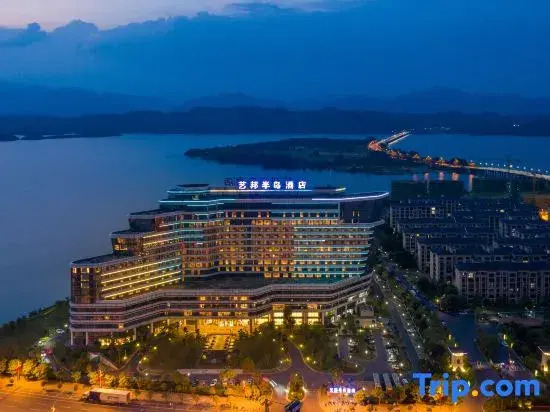 Yibang Peninsula Hotel