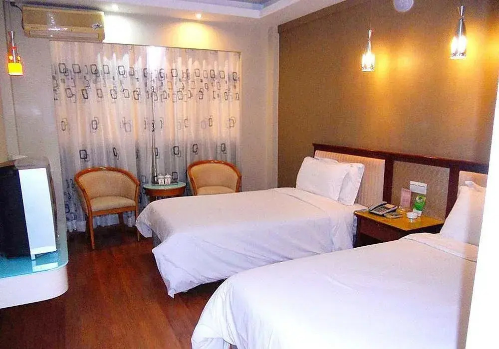 West Lake Hotel