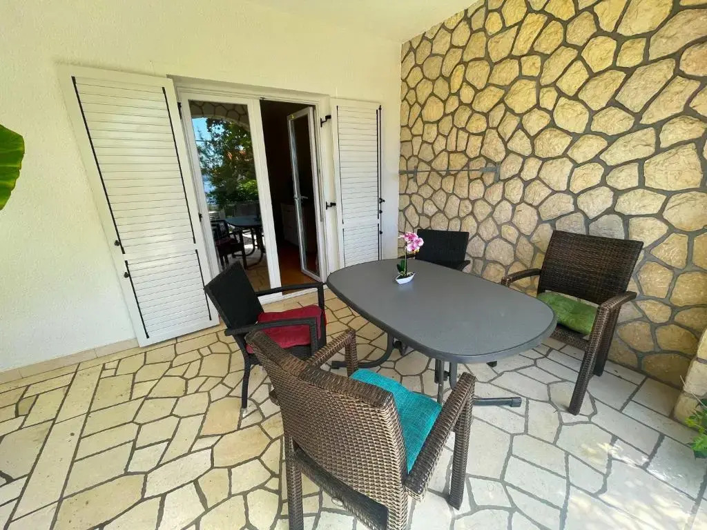 Apartments in Novi Vinodolski 42645