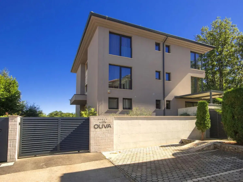 Casa Oliva by Kompas Villas