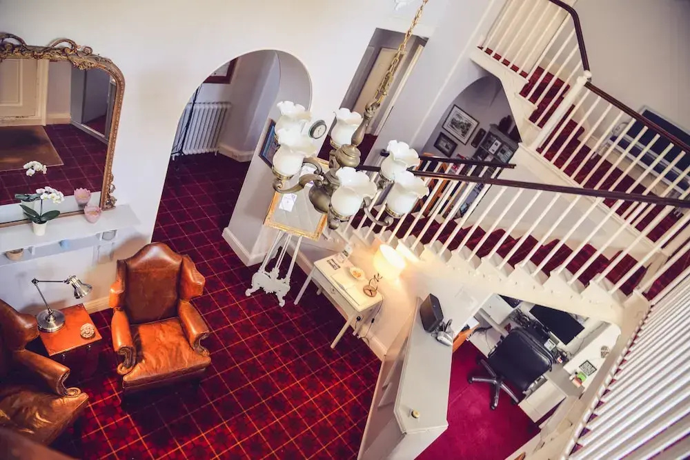 The Woodlands Hotel