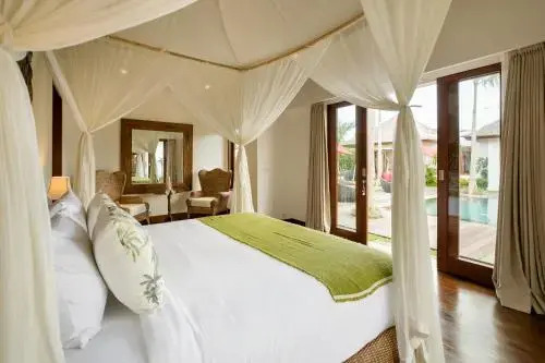 Villa Naty Canggu - 6 Bedrooms Luxury Villa