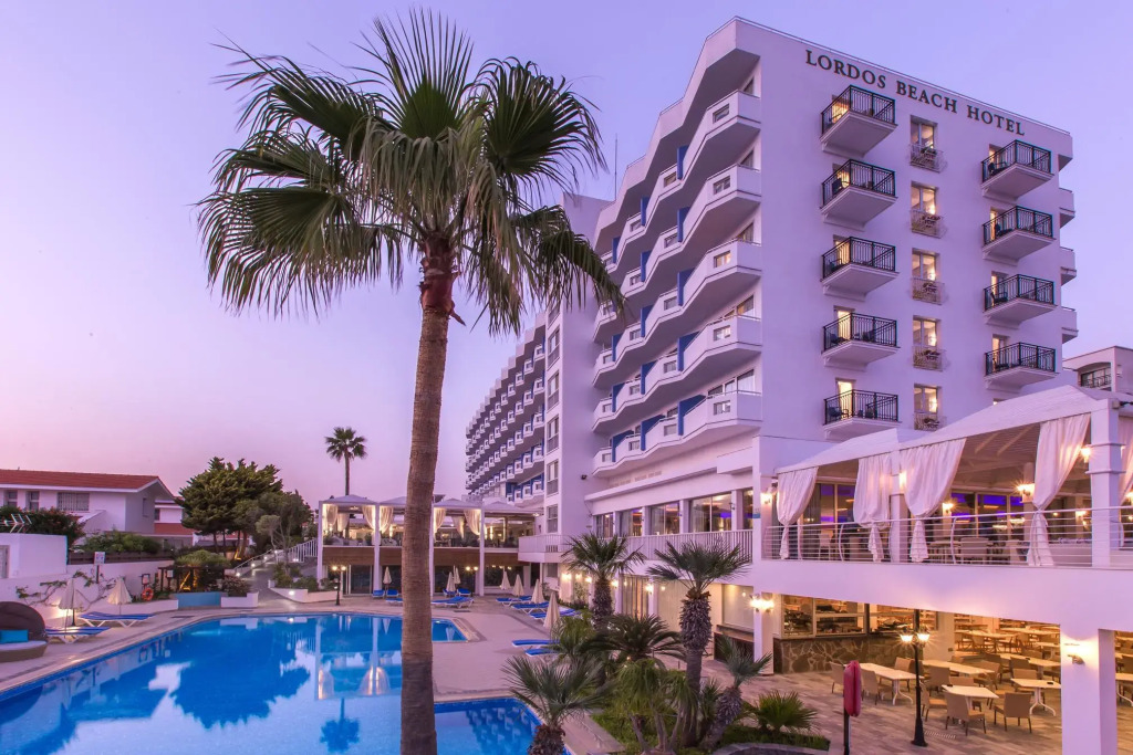 Lordos Beach Hotel & Spa