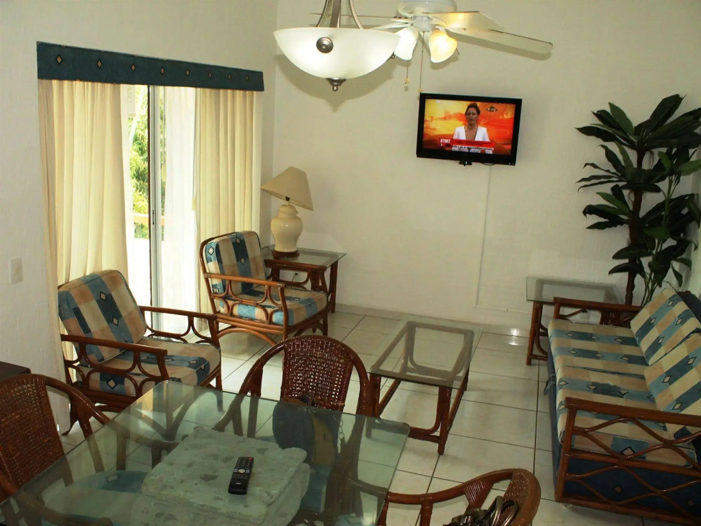 Villas del Palmar Manzanillo with Beach Club