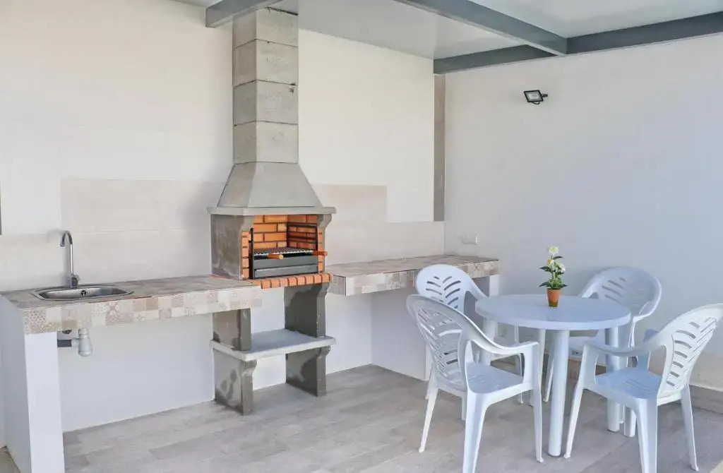 Casa con piscina de agua salada I