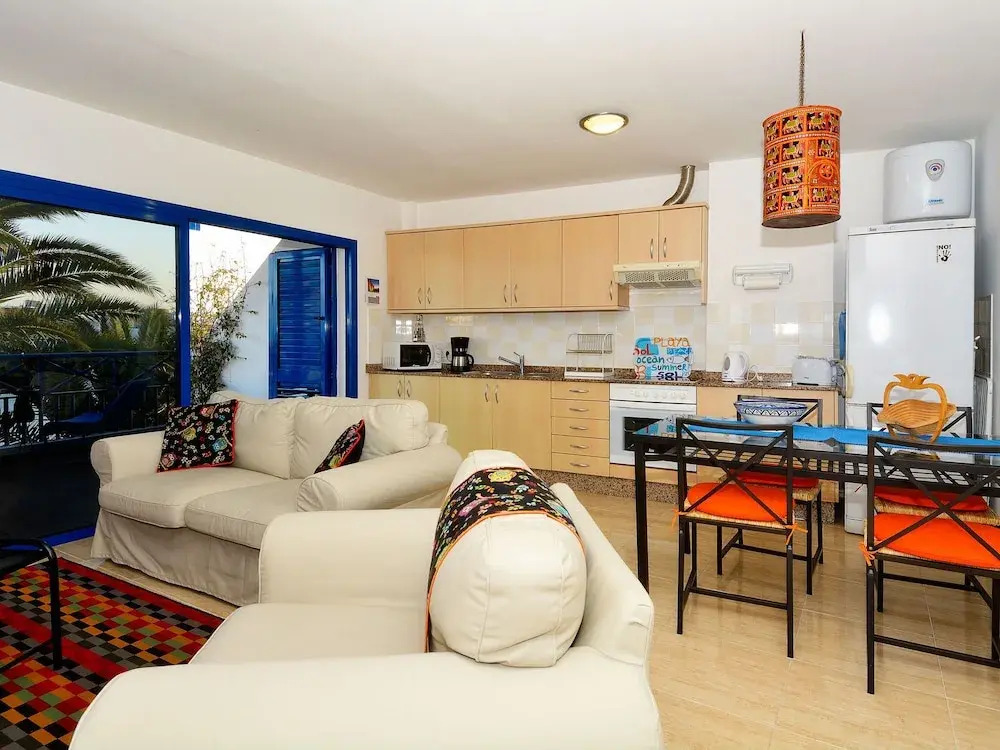 Comfortable Apartment in Arrecife With Terrace