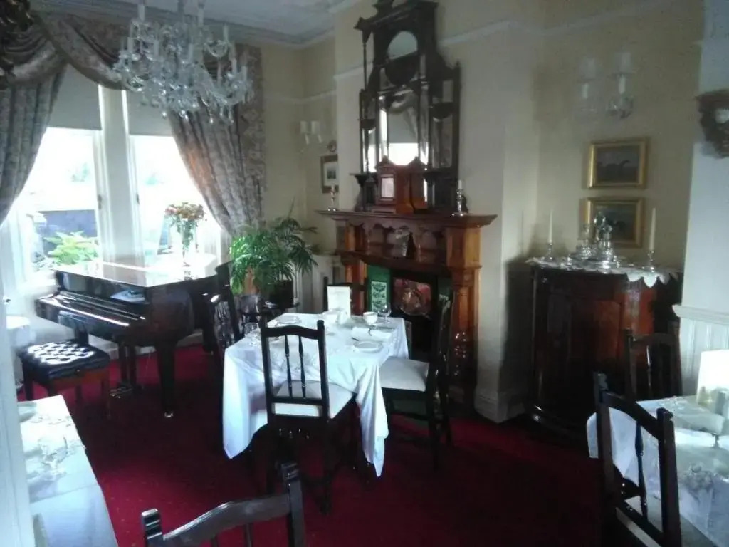 Innisfree House