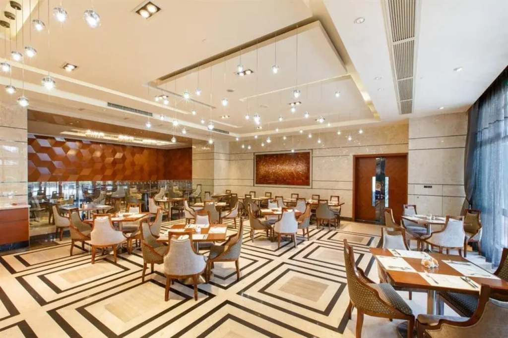 Leeden Jingxi Hotel