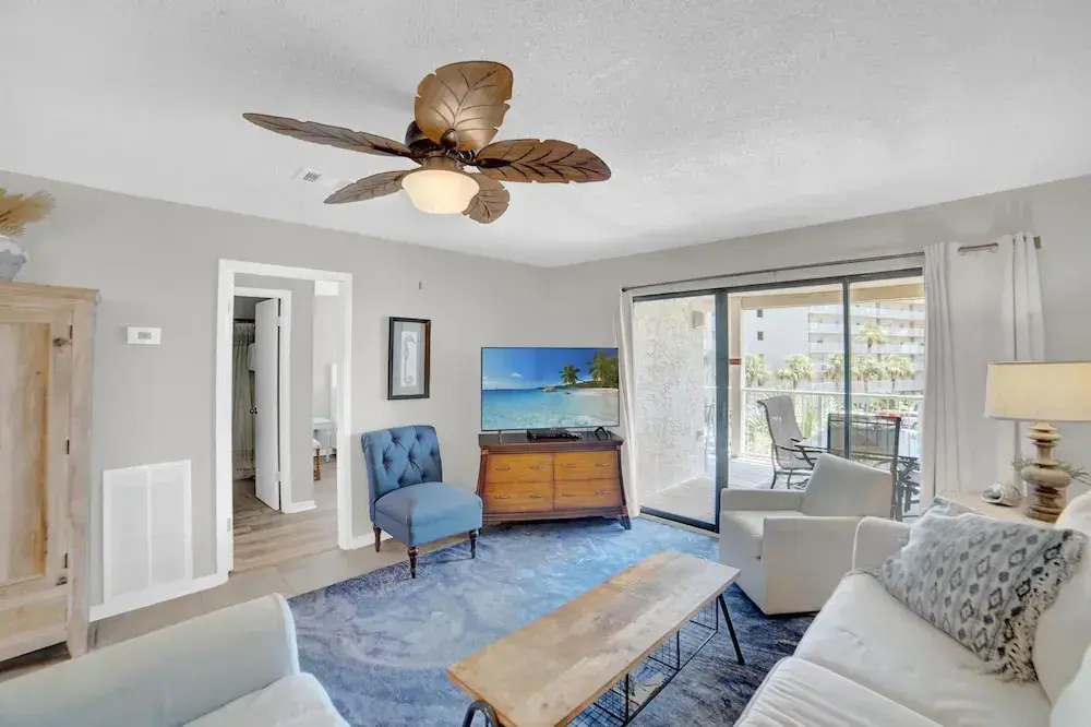 Seaside Beach & Racquet 2303