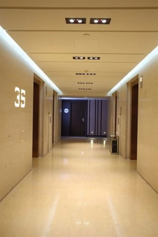 Grand Madison Qingdao Harbour-view Central（Former Qingdao Farglory Hotel）