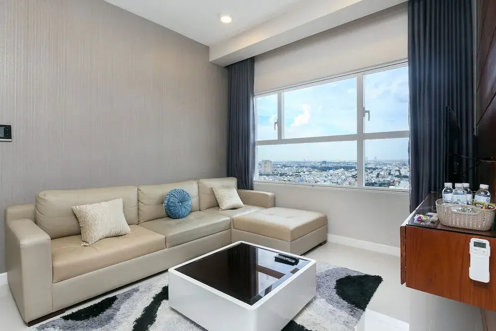 Sunrise City Luxury 2BR SW Pool 15th