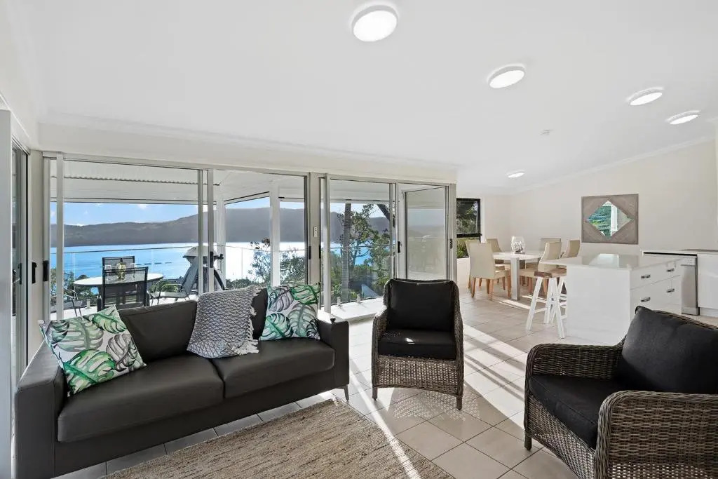 Oasis Apartments on Hamilton Island by HIHA