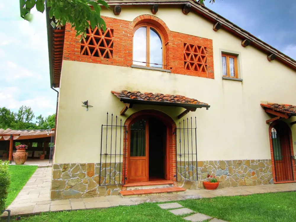 Tranquil Farmhouse in Bucine