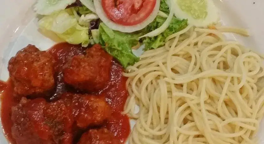 Malee House and Restaurant