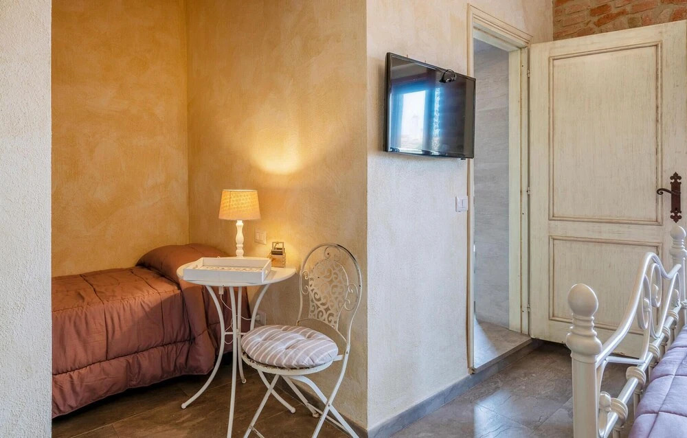 Nice Apartment in San Gimignano With Wifi and 2 Bedrooms