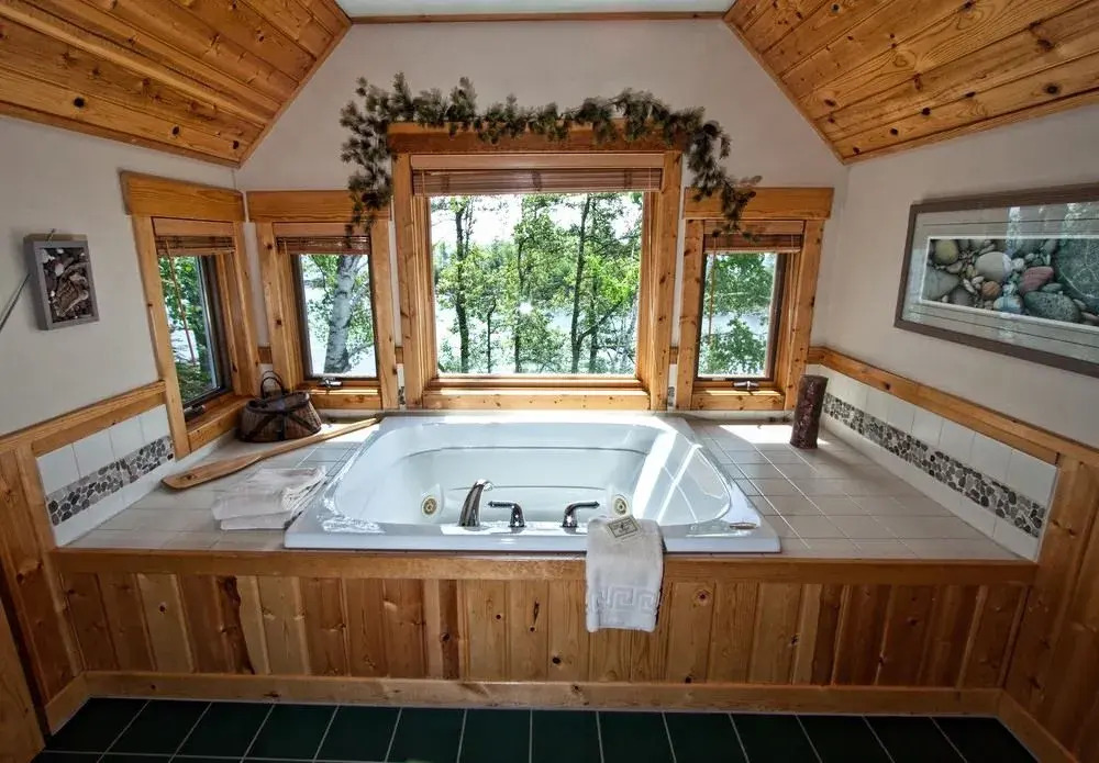 Cove Point Lodge