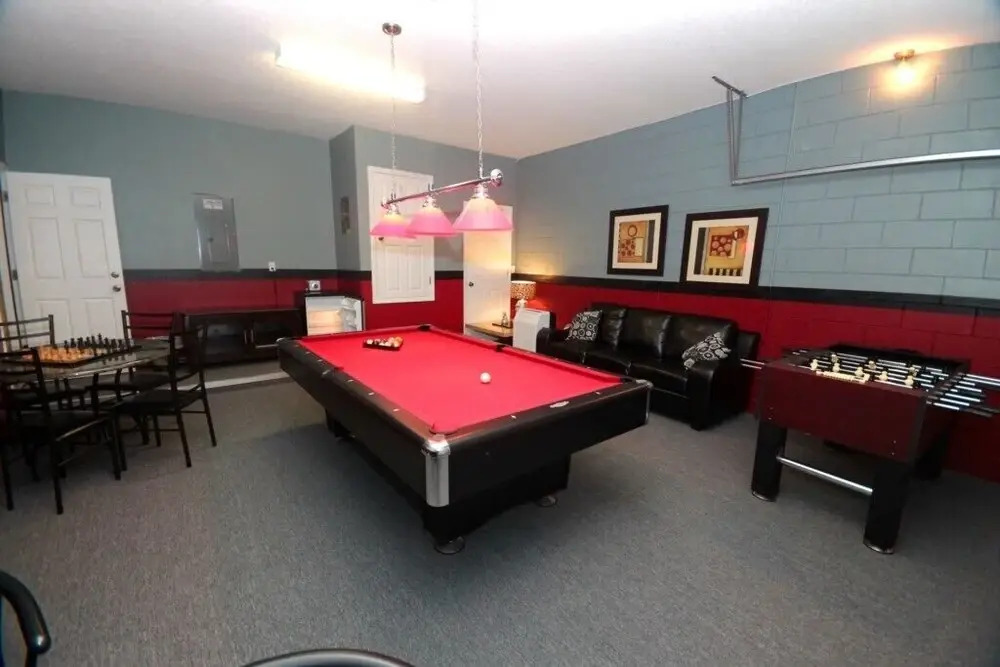 301 Las Fuentes Drive 6 Bedroom Home