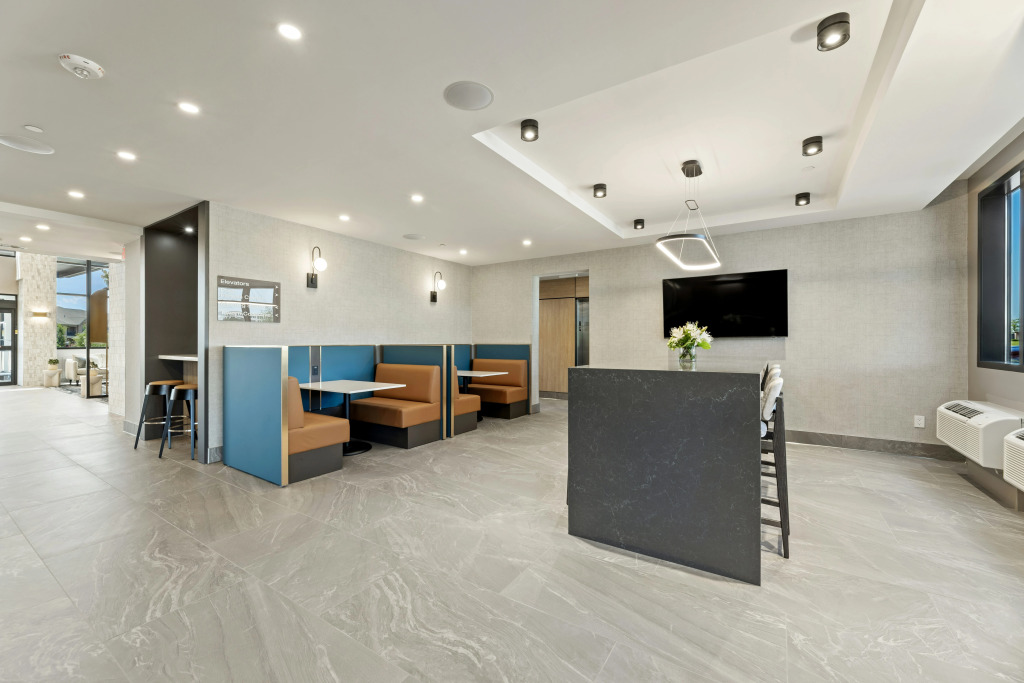 Sandman Signature Winnipeg Airport Hotel & Suites