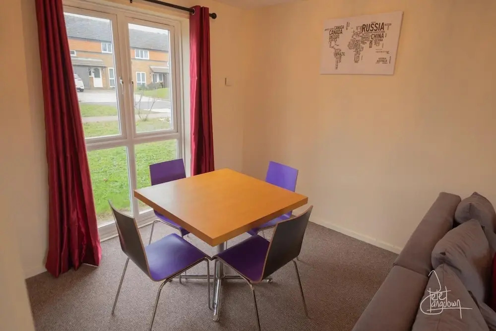 Canterbury Cosy Home