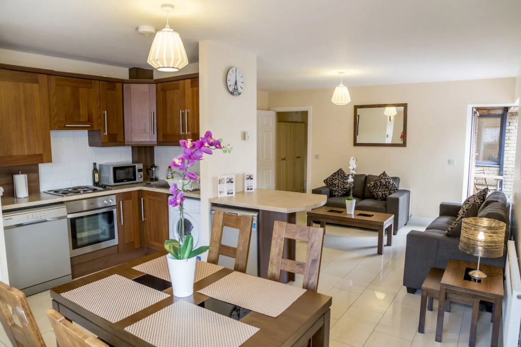 Pearse Street Suites